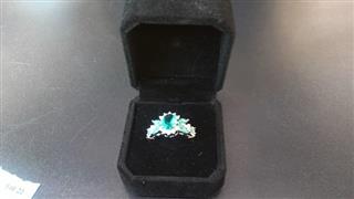 Teal Stone Lady's Silver & Stone Ring 925 Silver 4g Size:7